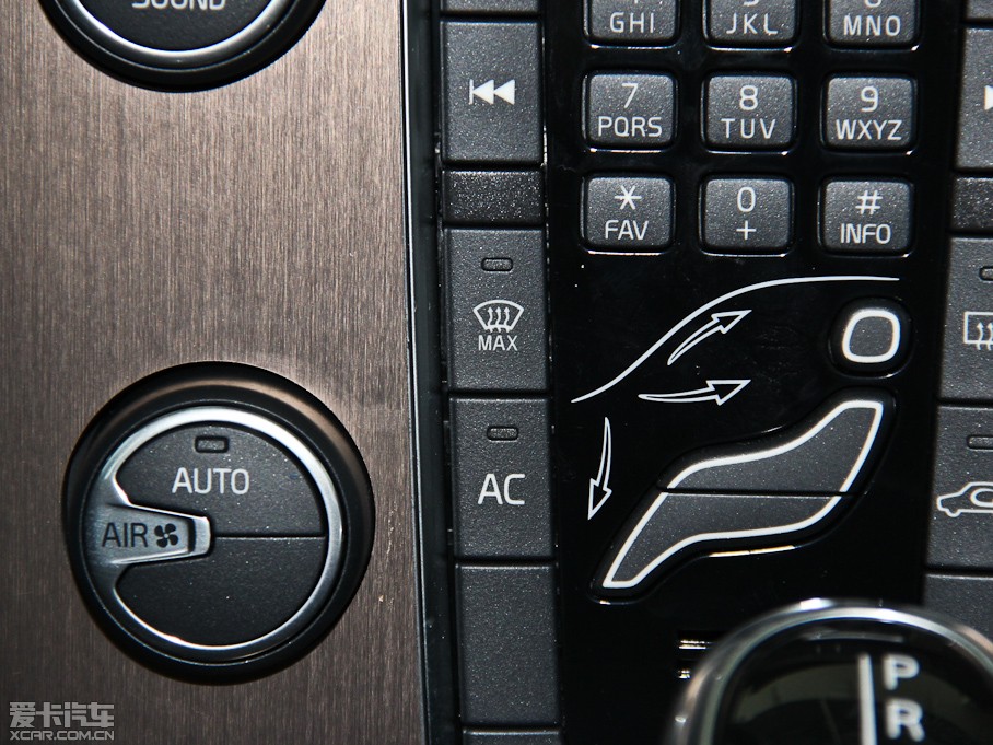 2014��V40 Cross Country 2.0T ���ݰ�