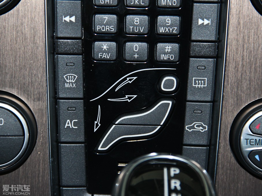 2014V40 Cross Country 2.0T ݰ