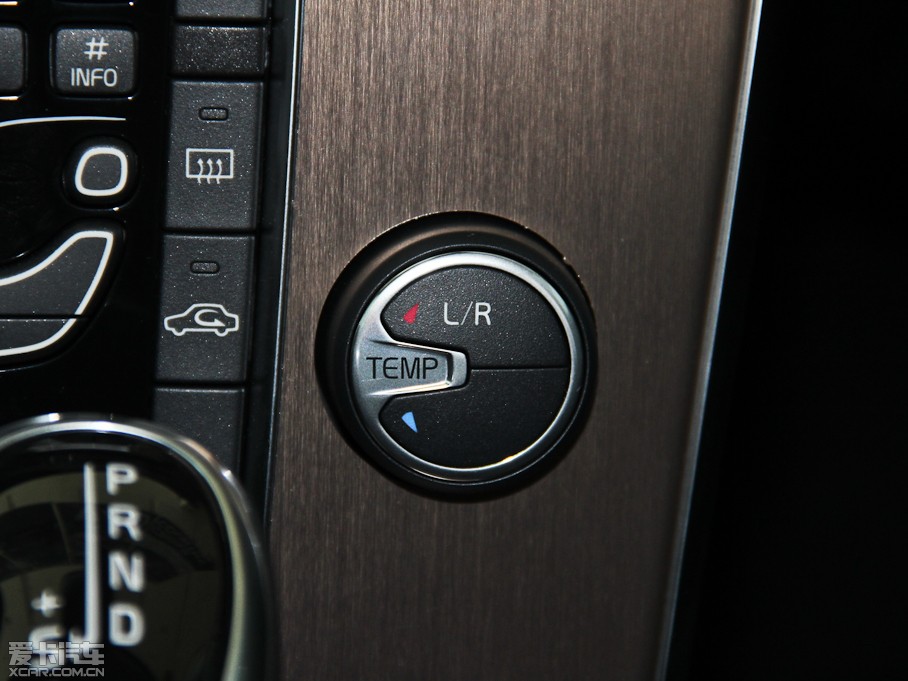 2014��V40 Cross Country 2.0T ���ݰ�