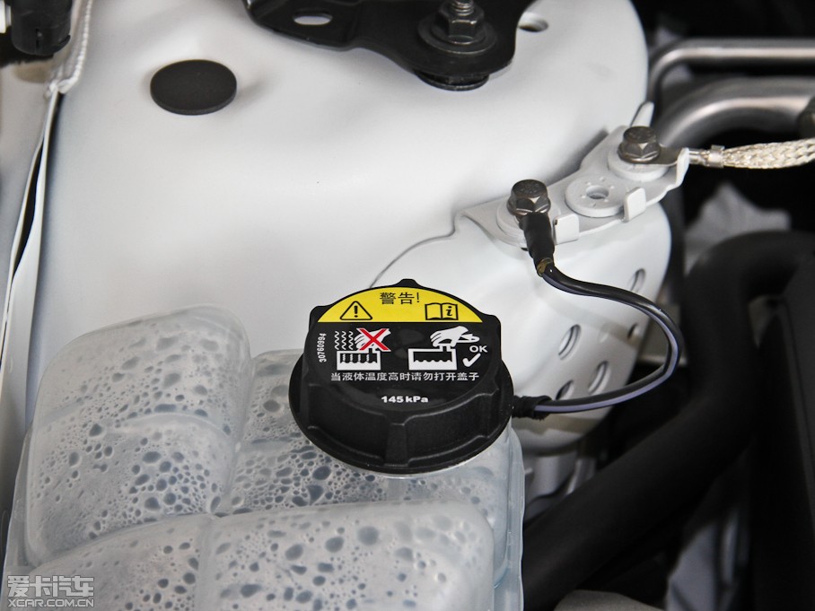 2014V40 Cross Country 2.0T ݰ