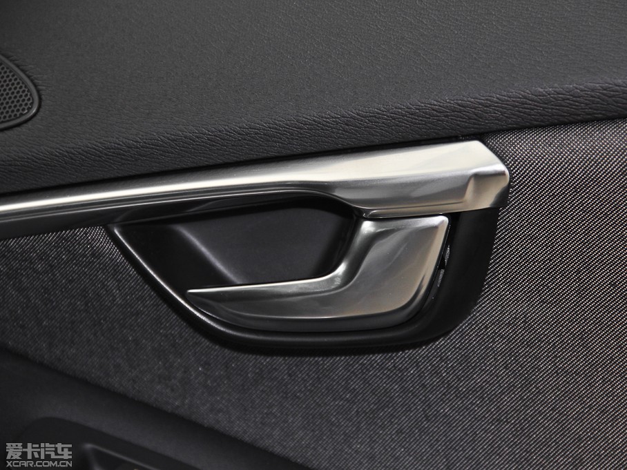 2014V40 Cross Country 2.0T ݰ