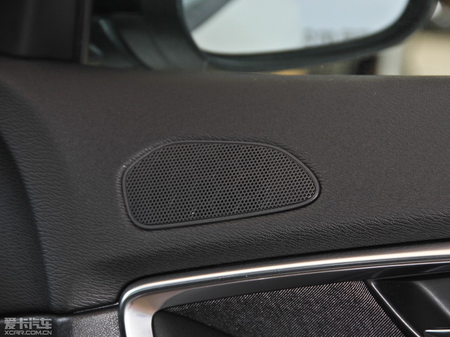 2014V40 Cross Country 2.0T ݰ