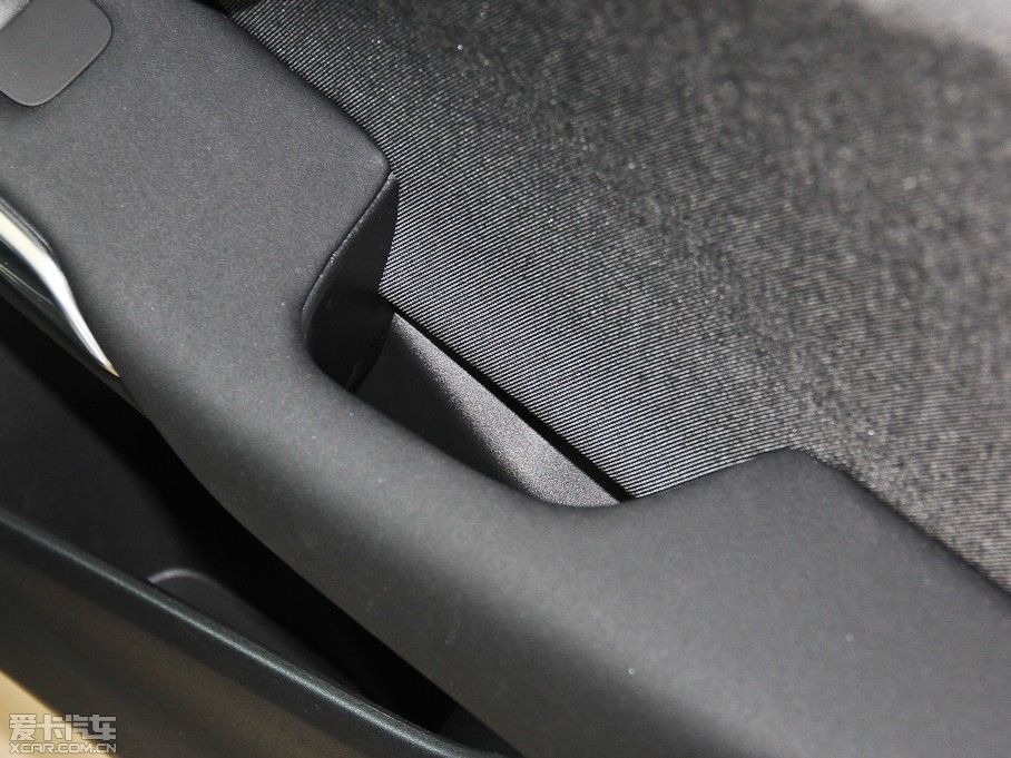 2014V40 Cross Country 2.0T ݰ