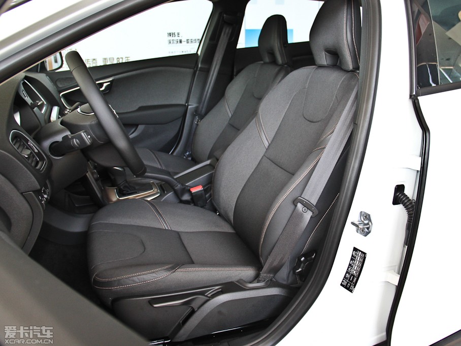 2014V40 Cross Country 2.0T ݰ