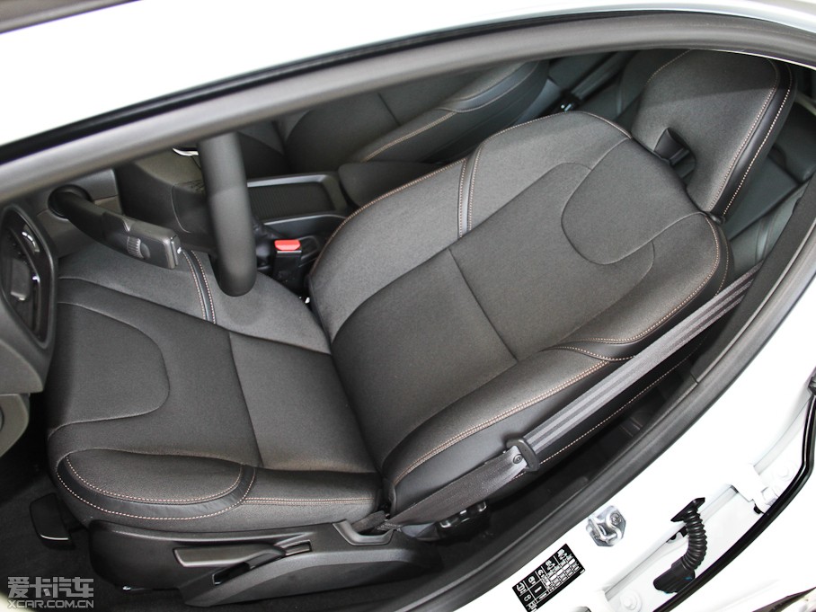 2014V40 Cross Country 2.0T ݰ