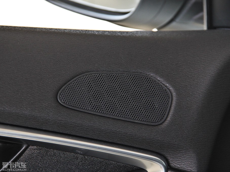 2014V40 Cross Country 2.0T ݰ