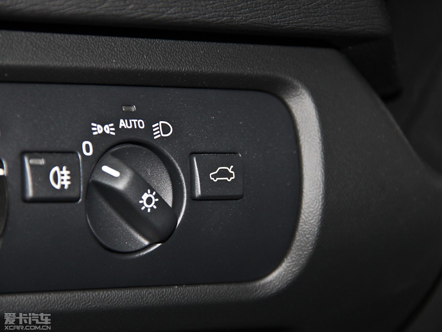 2014V40 Cross Country 2.0T ݰ