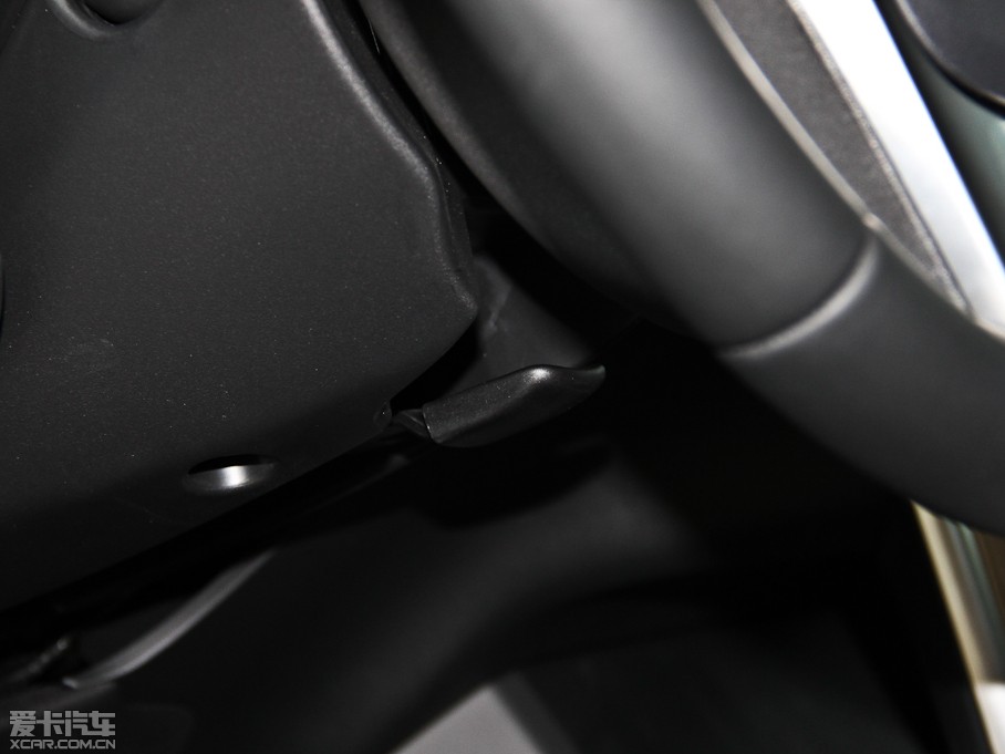 2014V40 Cross Country 2.0T ݰ