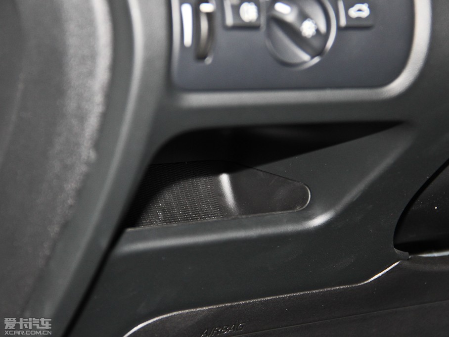 2014V40 Cross Country 2.0T ݰ