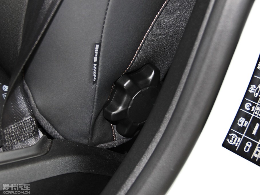 2014V40 Cross Country 2.0T ݰ