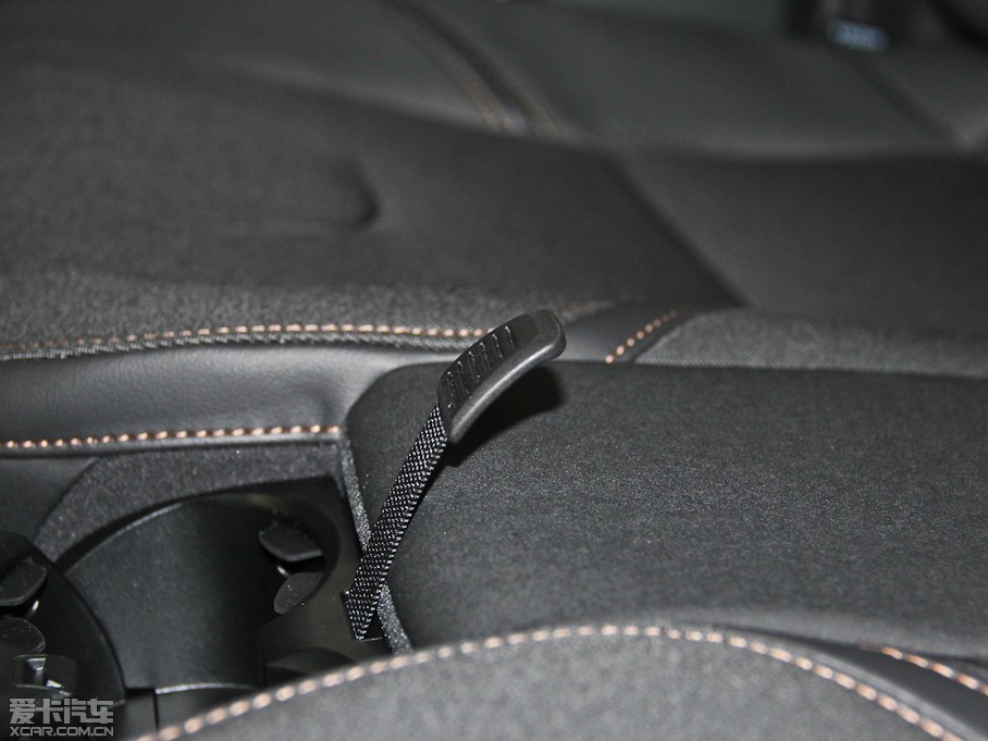 2014V40 Cross Country 2.0T ݰ