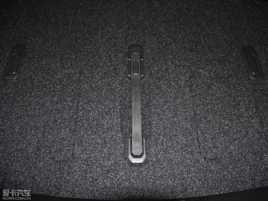 2014V40 Cross Country 2.0T ݰ