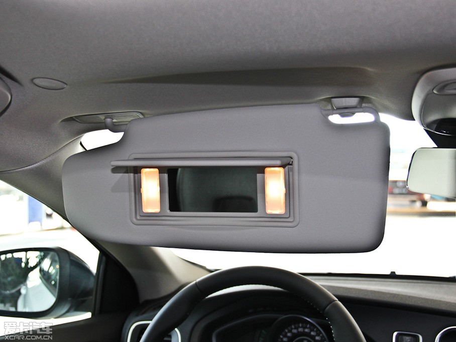 2014V40 Cross Country 2.0T ݰ