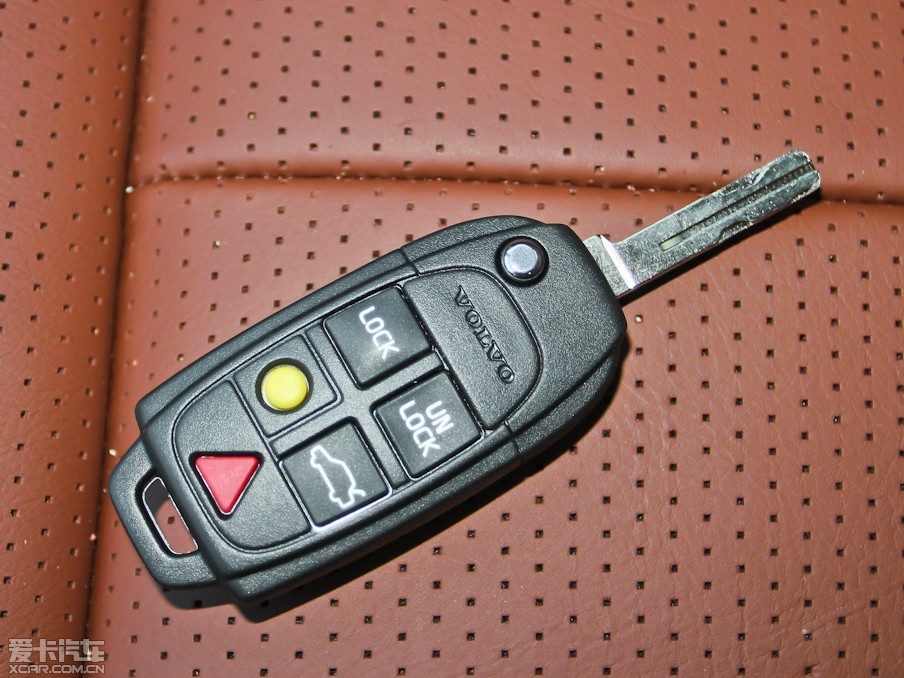 2013֠XC90 2.5T 