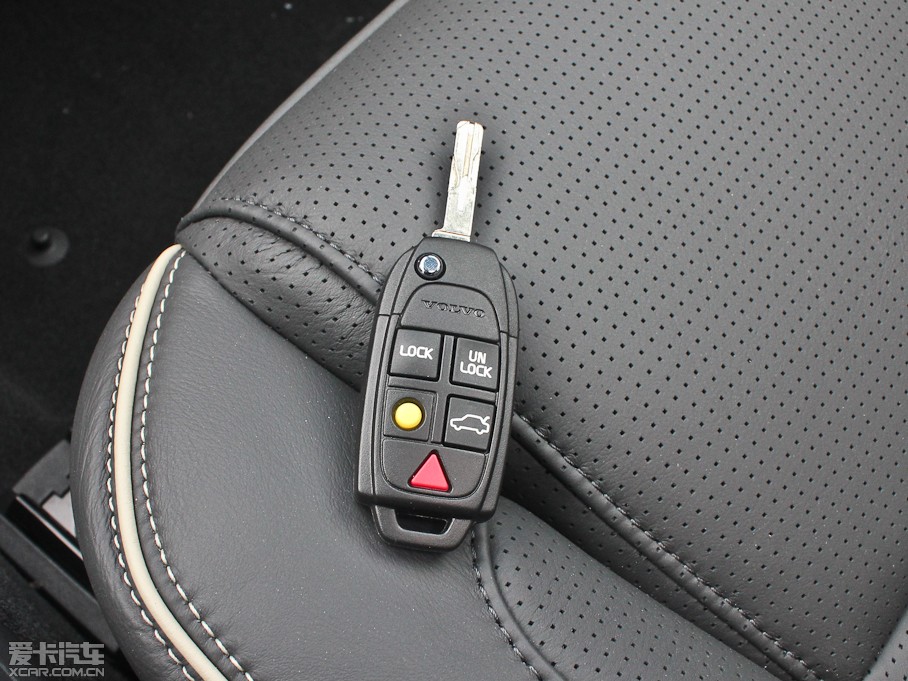 2013֠XC90 2.5T 