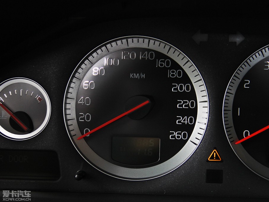 2013֠XC90 2.5T A(j)