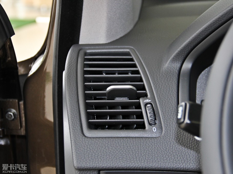 2013֠XC90 2.5T A(j)