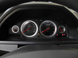 2013款2.5T 豪华升级版 仪表