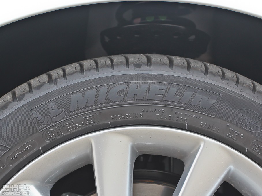 2014֠V60 2.0T T5 ݰ 