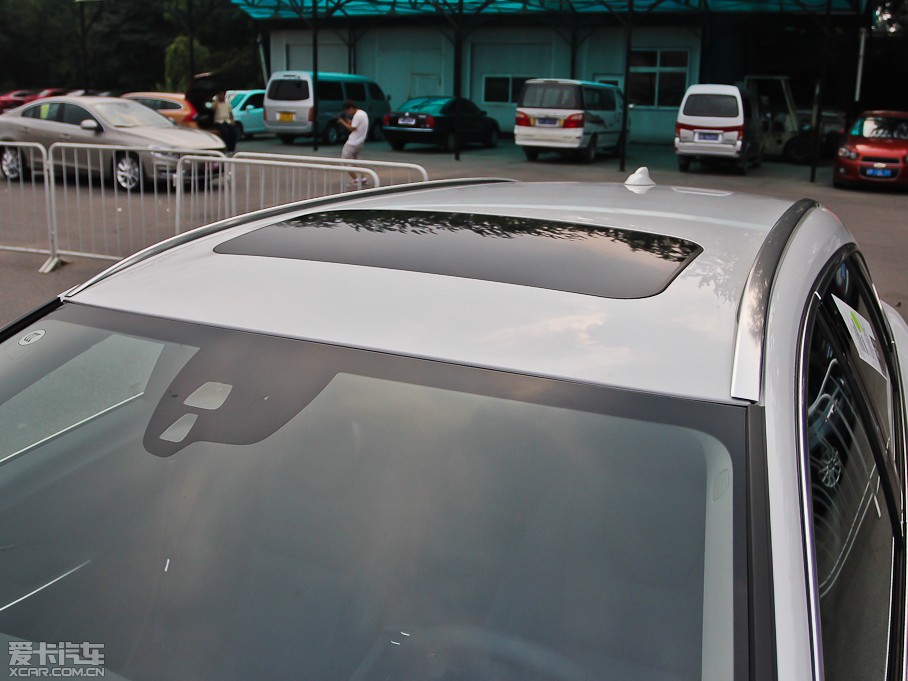 2014֠V60 2.0T T5 ݰ 