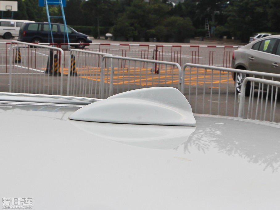 2014֠V60 2.0T T5 ݰ 