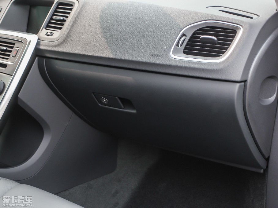 2014֠V60 2.0T T5 ݰ 