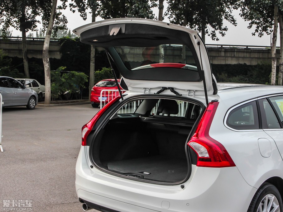 2014֠V60 2.0T T5 ݰ 