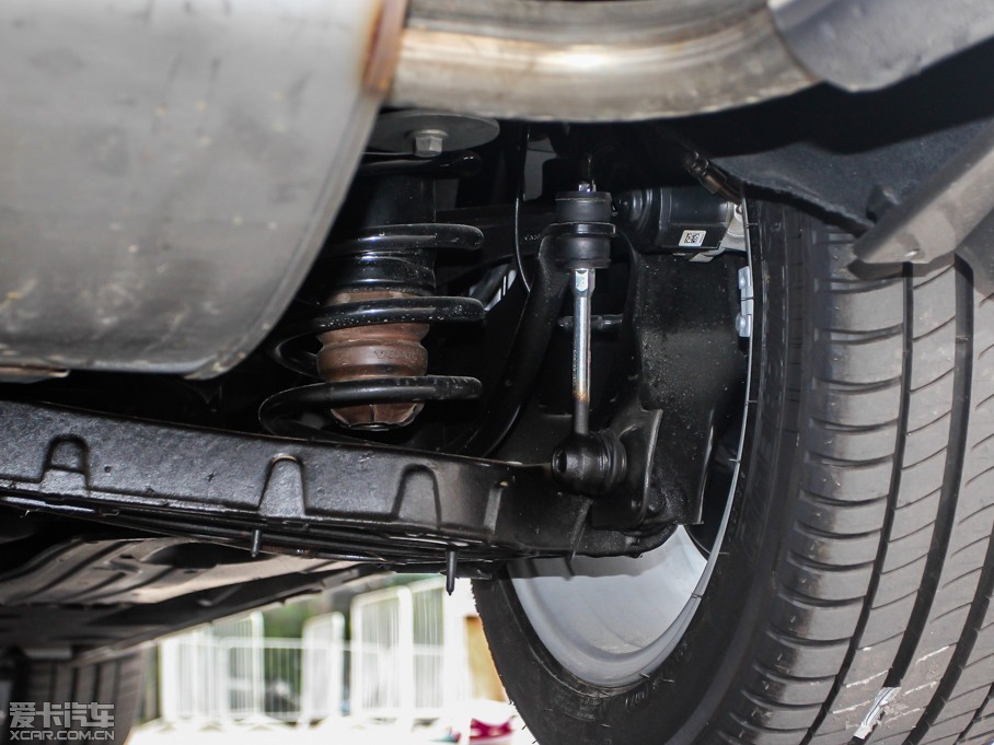 2014���֠���S60(�M(j��n)��) 2.0T T5 ���Ű�