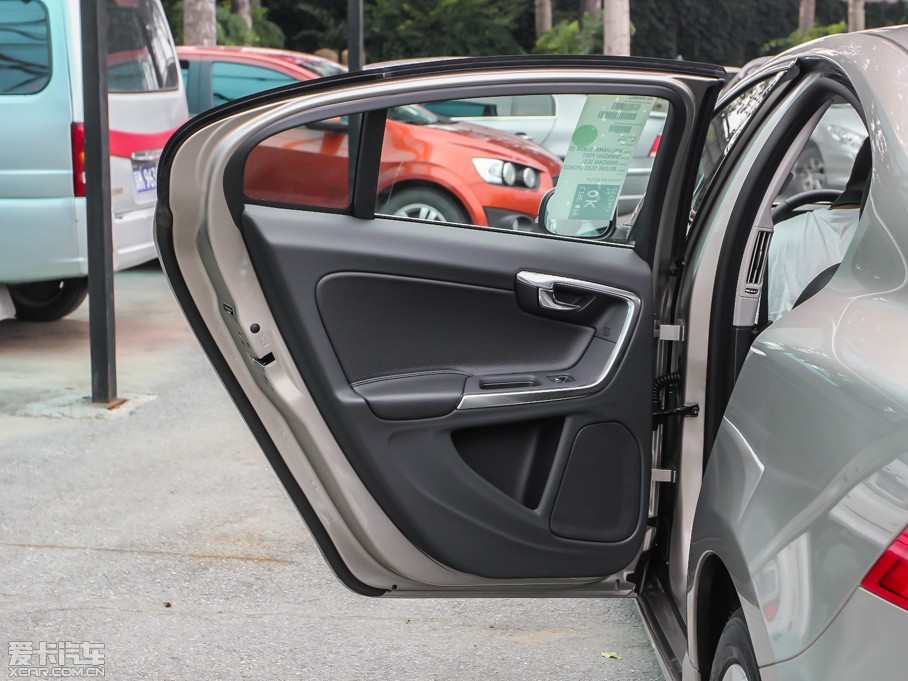 2014֠S60(M(jn)) 2.0T T5 Ű