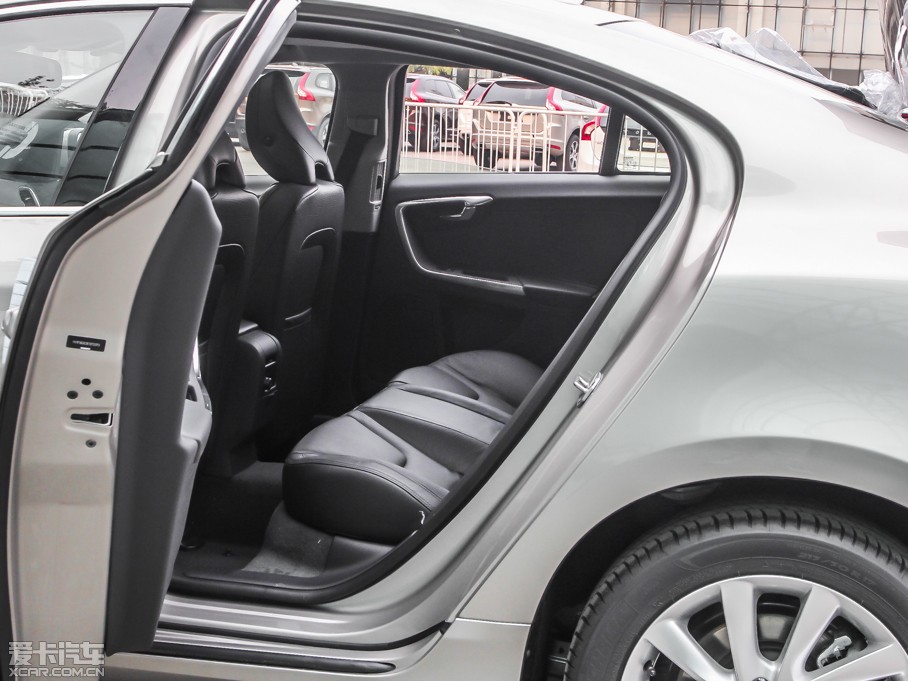 2014֠S60(M) 2.0T T5 Ű