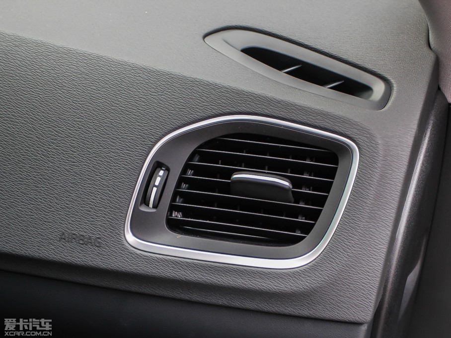 2014���֠���S60(�M(j��n)��) 2.0T T5 ���Ű�