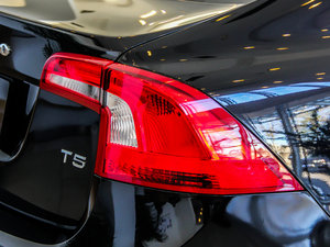 20142.0T R-Design T5\Ӱ ^