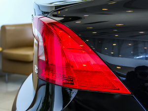 20142.0T R-Design T5\Ӱ ^