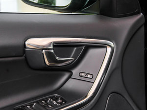 20142.0T R-Design T5\Ӱ g