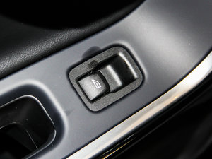 20142.0T R-Design T5\Ӱ п؅^