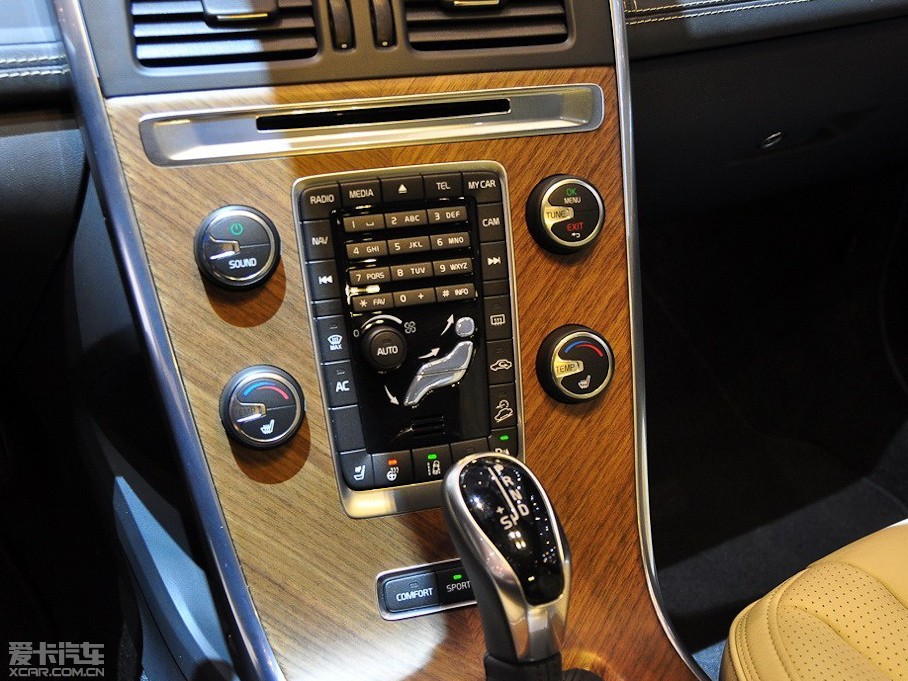 2014֠XC60(M) 2.0T T5а