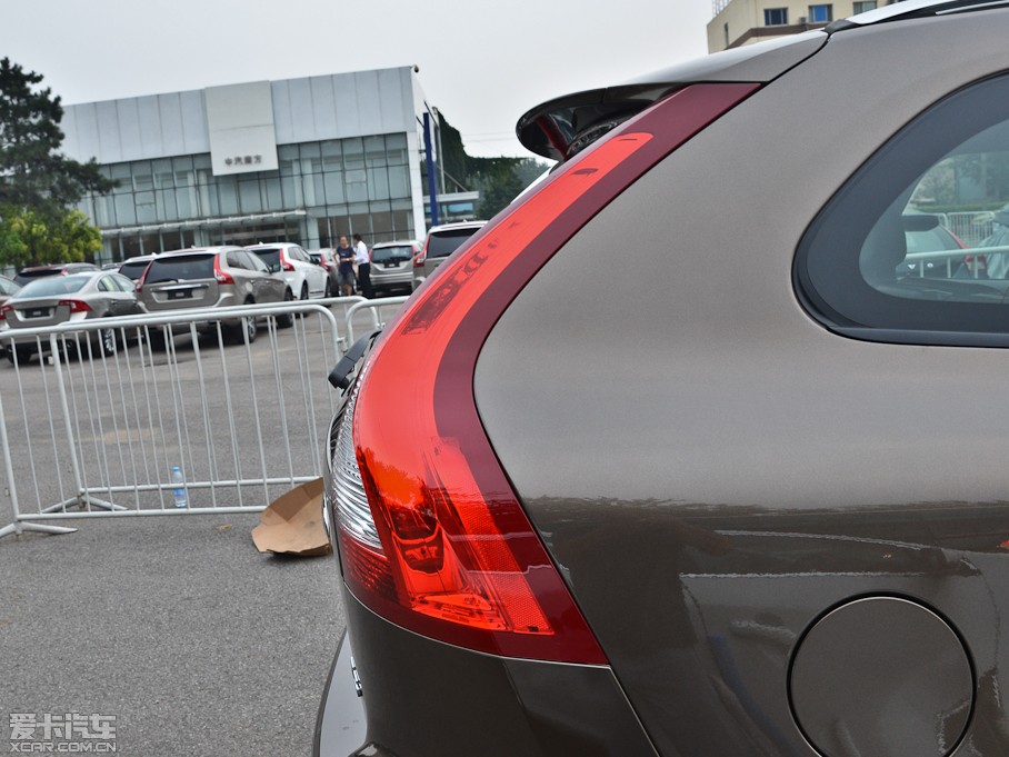 2014֠XC60(M) 2.0T T5ݰ