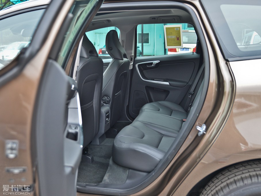 2014֠XC60(M) 2.0T T5ݰ