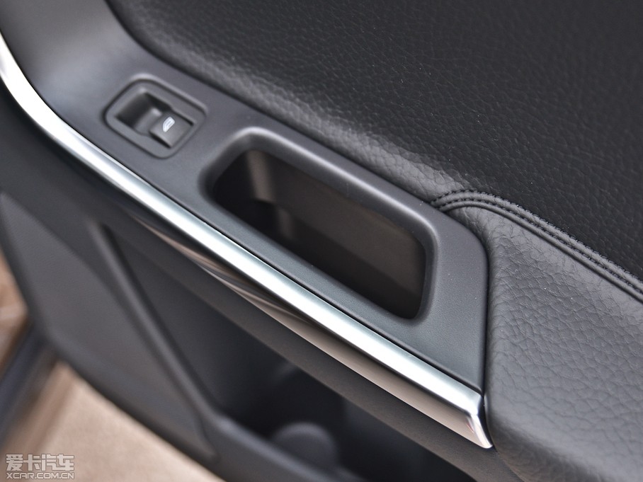 2014֠XC60(M) 2.0T T5ݰ