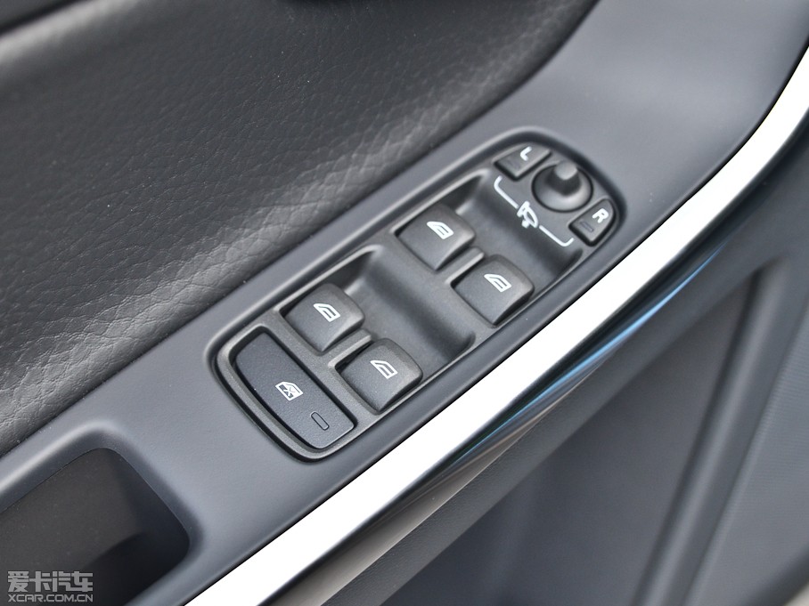 2014֠XC60(M) 2.0T T5ݰ