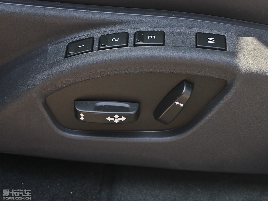 2014֠XC60(M) 3.0T T6ݰ