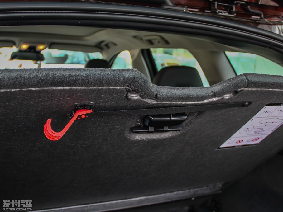 2014֠XC60(M) Ŀ 2.0T T5 ݰ