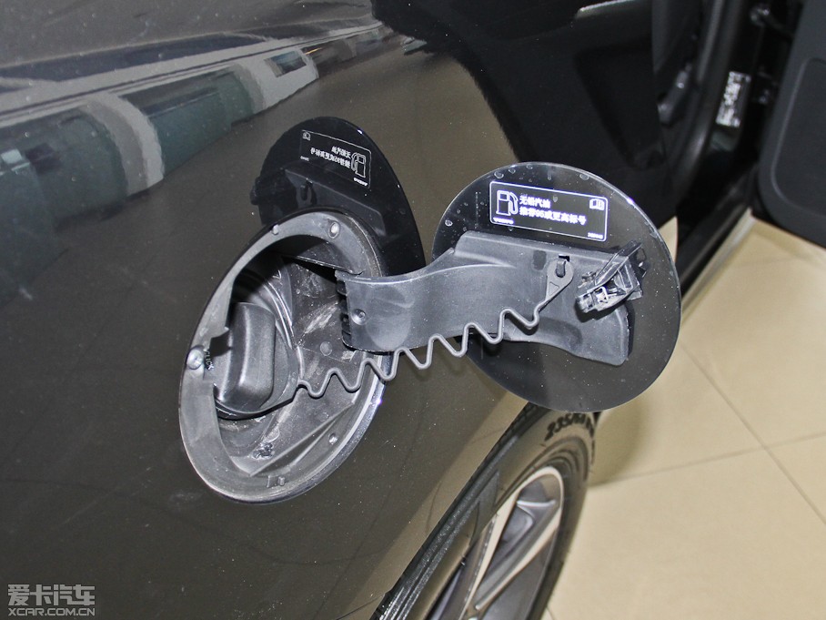 2014֠XC60(M) 2.0T R-Design T5\Ӱ