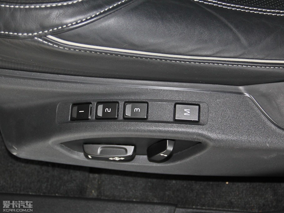 2014֠XC60(M) 2.0T R-Design T5\Ӱ