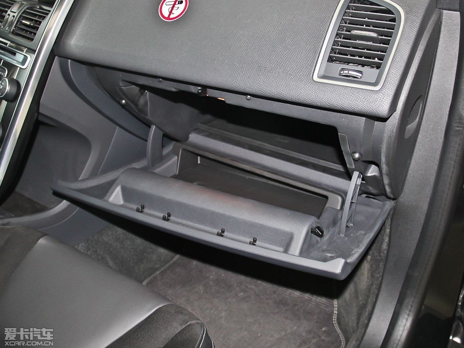 2014֠XC60(M) 2.0T R-Design T5\Ӱ