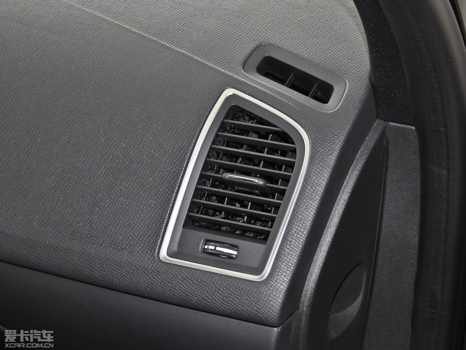 2014֠XC60(M) 2.0T R-Design T5\Ӱ