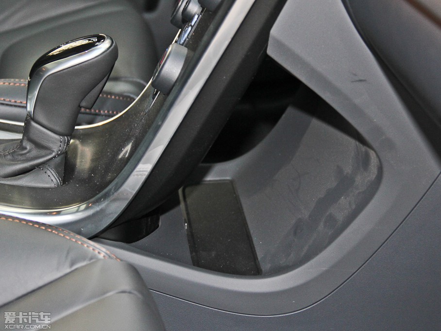 2014֠XC60(M) 3.0T T6Ű