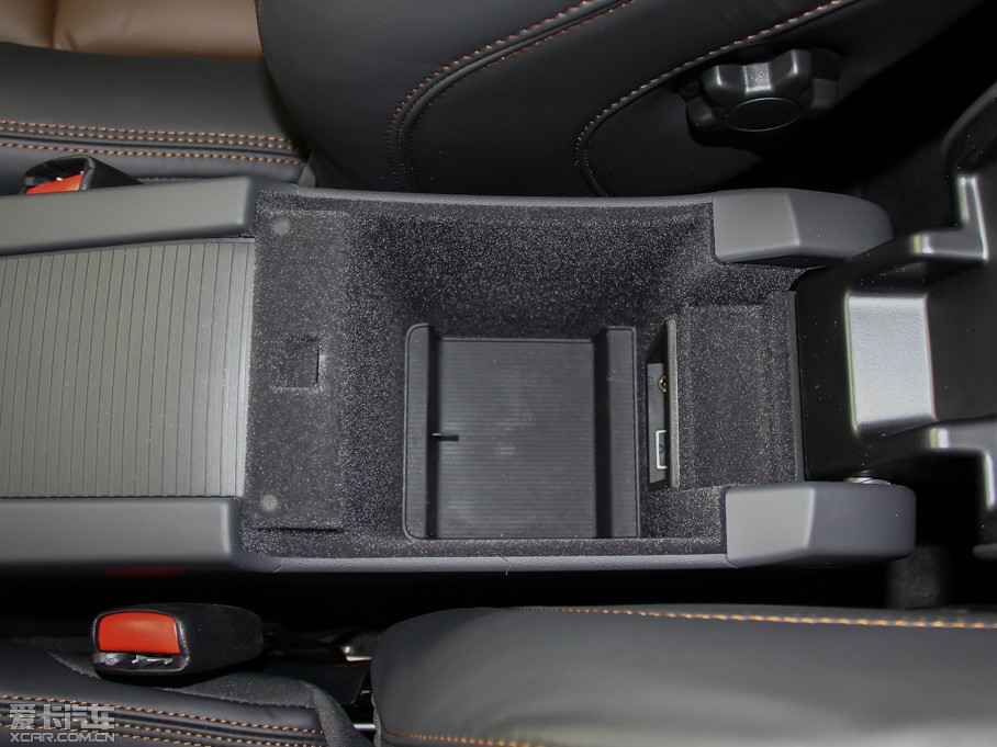 2014֠XC60(M) Ŀ 2.0T T5 Ű