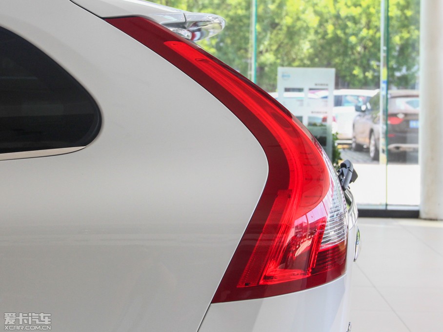 2014֠XC60(M) 2.0T T5Ű