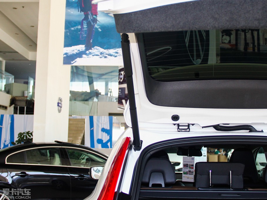 2014֠XC60(M) 2.0T T5Ű